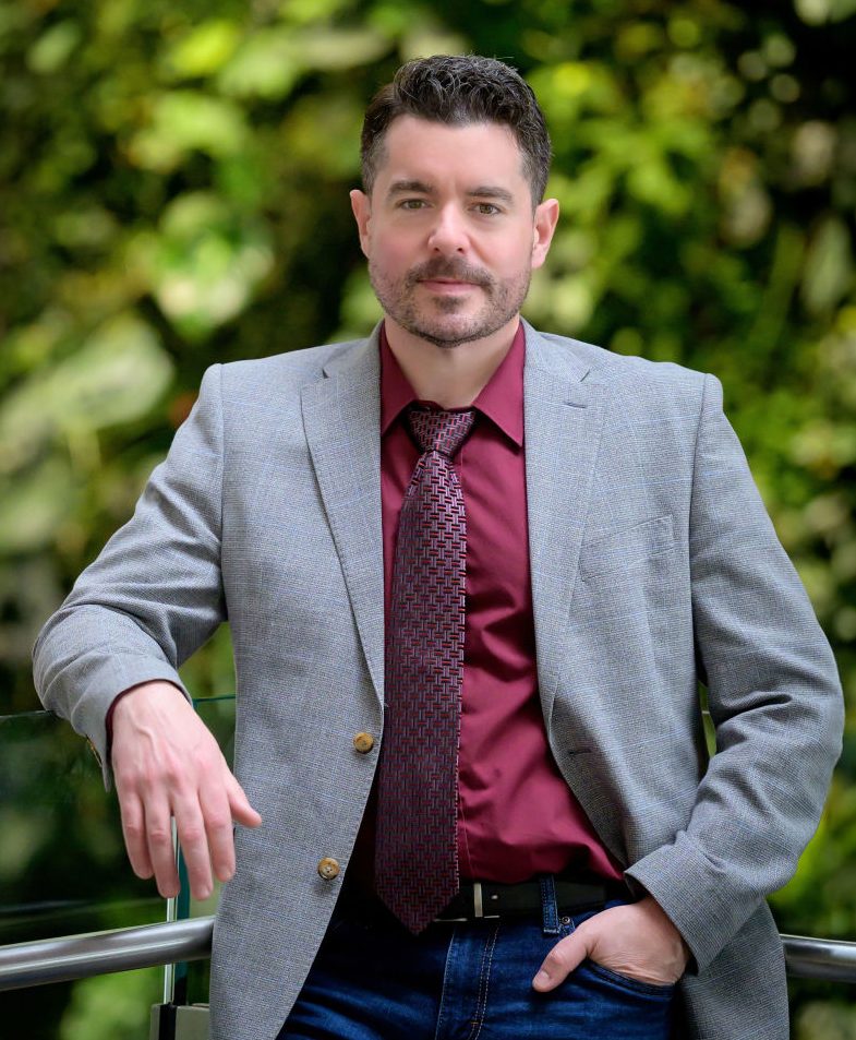 Portrait of Rob Teather.